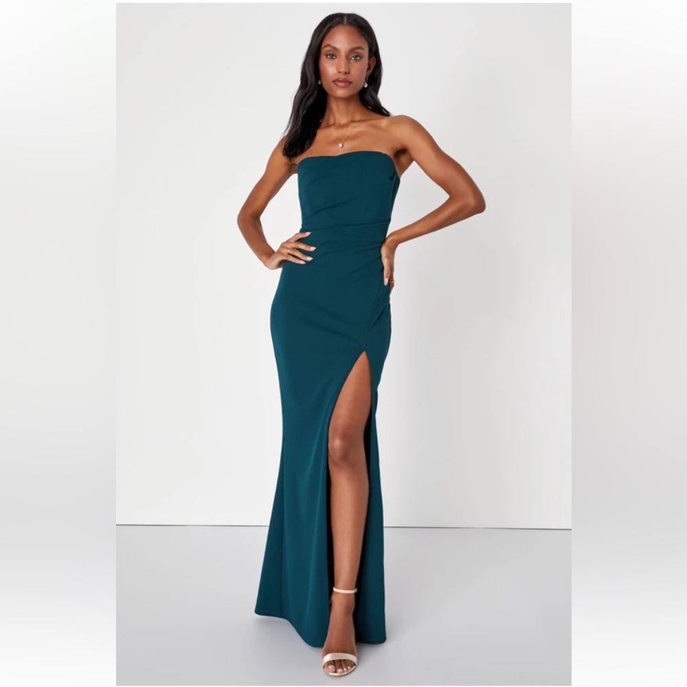 Lulus Marvelous Entrance Emerald Green Pleated Strapless Maxi Dress